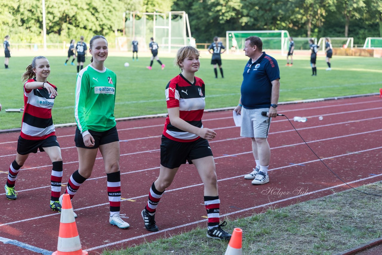 Bild 100 - Loewinnen Cup